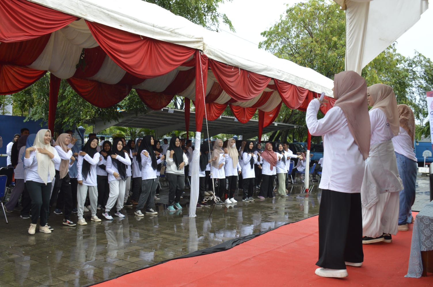 Diguyur Hujan Deras, ASN Tetap Semangat Ikut Gerakan dan Gebyar Bangga G20