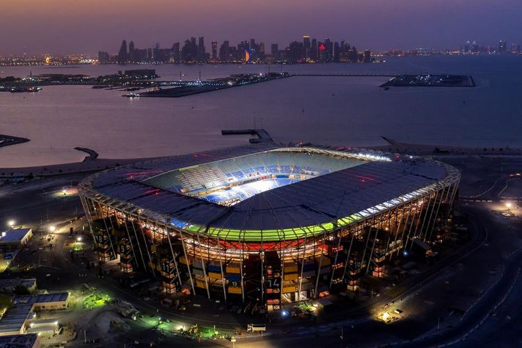 Salah satu stadion yang akan menjadi lokasi pertandingan Piala Dunia 2022 di Qatar.(XINHUA NEWS AGENCY/PICTURE ALLIANCE via DW INDONESIA)
