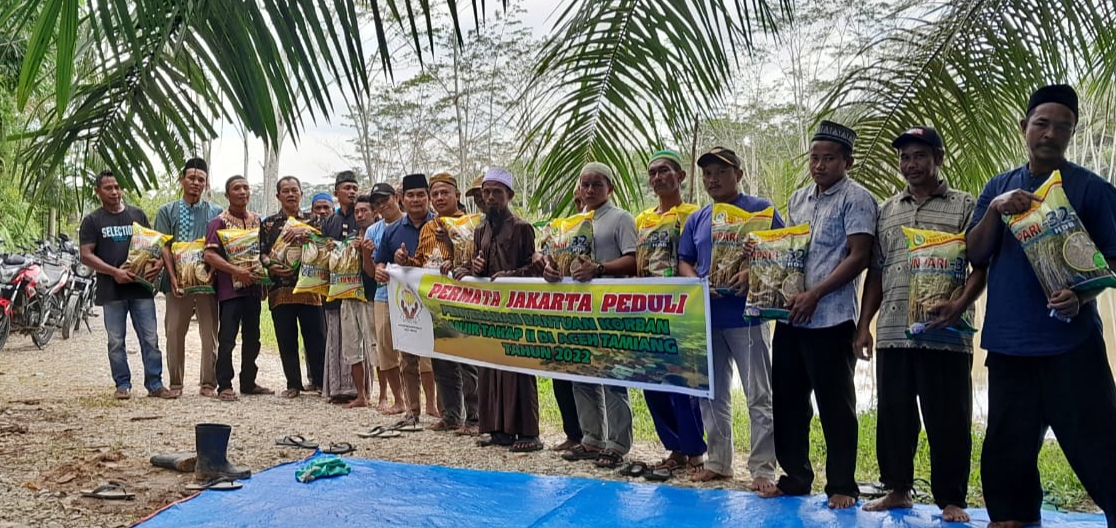 PERMATA Salurkan Bibit Padi ke Petani Aceh Tamiang