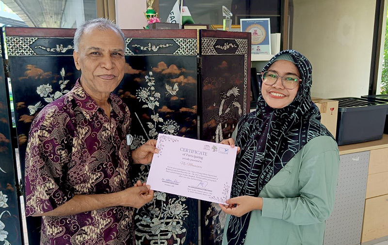 Monasari, Guru SD di Aceh Besar. (Foto: ist.)