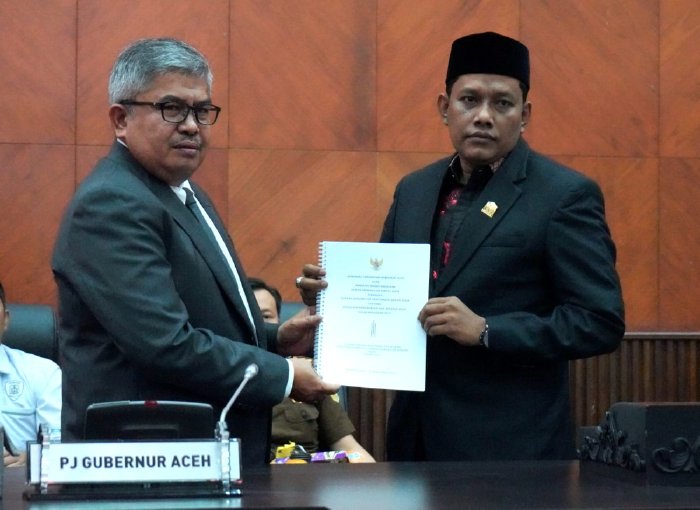 Pendapat Banggar DPR Aceh Terkait Nota Keuangan dan Raqan APBA T.A 2023