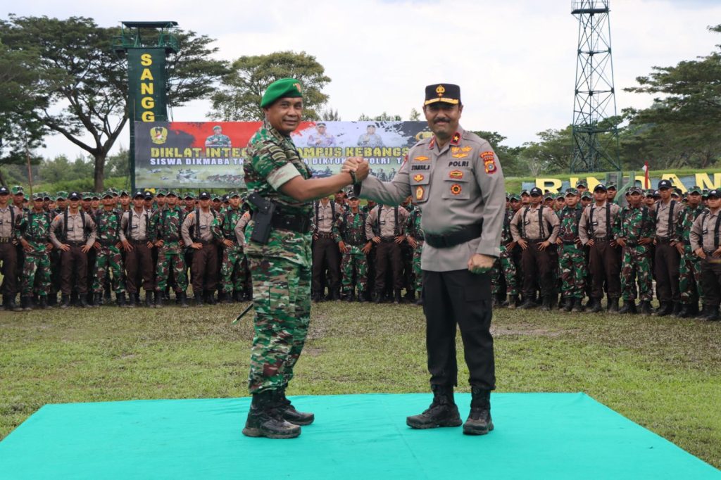 Kaloborasi Pendidikan TNI dan Polri Resmi di Tutup