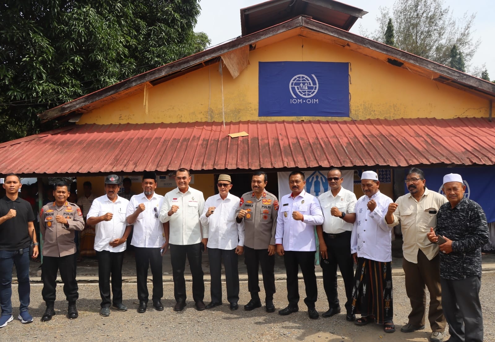 Wakapolda Aceh Dampingi Tim Satgas PPLN Tinjau Pengungsi Rohingya di Pidie
