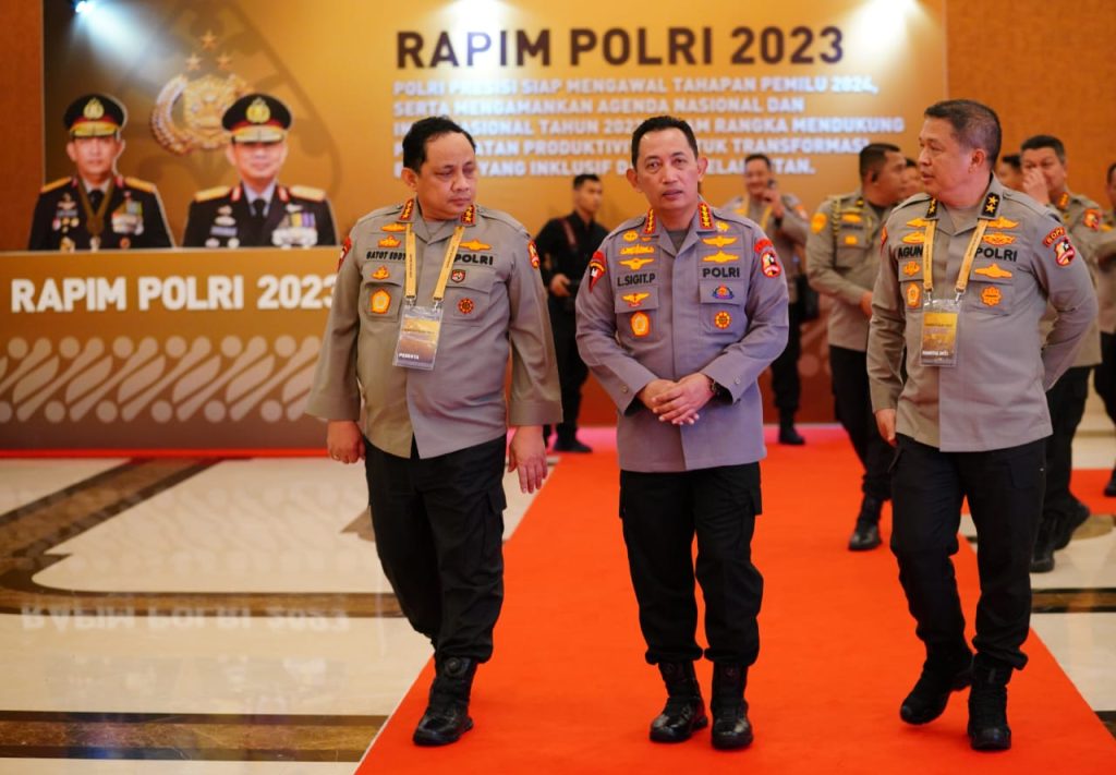 Kapolri Pastikan Kawal Seluruh Kebijakan Pemerintah 