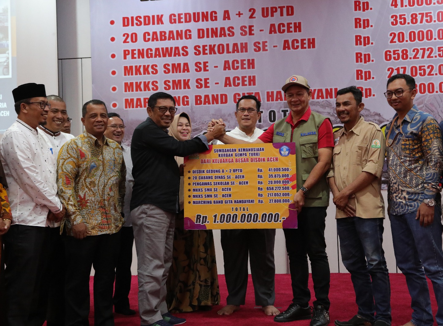 Keluarga Besar Disdik Aceh Sumbang 1 Miliar Lebih untuk Korban Gempa Turki