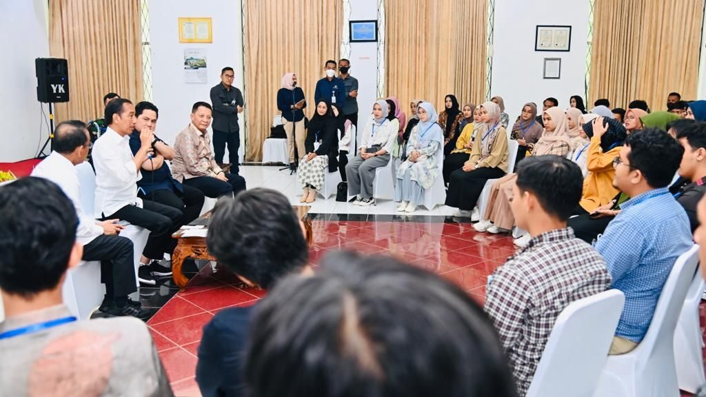 Bertemu Anak Muda Aceh, Presiden Jokowi Bahas Peluang di Berbagai Bidang