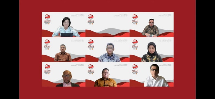 Konferensi Pers: Pengumuman Pendaftaran Seleksi Pemilihan Calon Anggota Dewan Komisioner OJK, Senin (27/3/2023). (Foto: SS/ Azril)