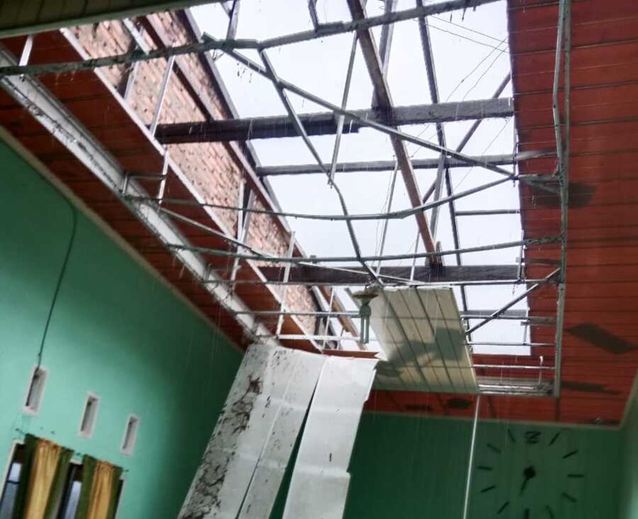 15 Rumah dan Masjid di Aceh Tenggara Rusak Akibat Puting Beliung