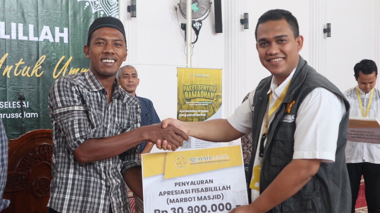 Rumah Amal Masjid Jamik USK Salurkan Zakat Rp 134 Juta kepada Penerima Manfaat