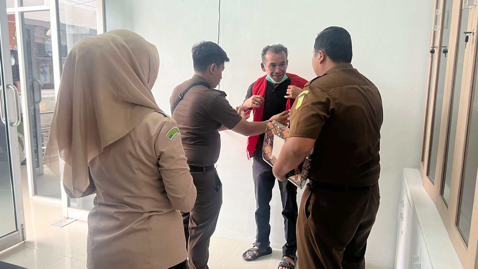 Penahanan Mantan Walikota Lhokseumawe Suaidi Yahya. (Foto: Ist)