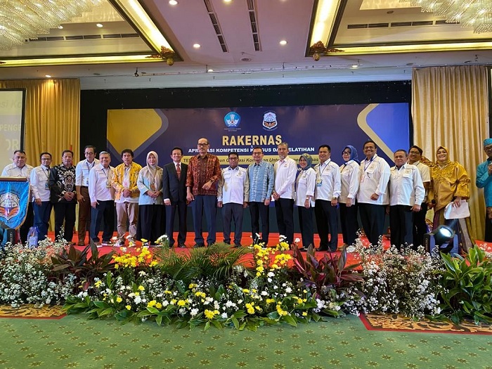 Dalam rangka menjalankan program kerja, DPP Forum Pengelola Lembaga Kursus dan Pelatihan (PLKP) menyelenggarakan kegiatan Rapat Kerja Nasional (Rakernas) serta Apresiasi Kompetensi Kursus dan Pelatihan. (Foto: Ist)