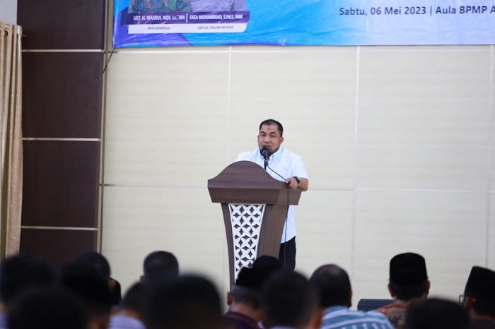 Pj Bupati Aceh Besar Muhammad Iswanto, S.STP, M.M, memberikan sambutan pada pelantikan Pengurus Besar Ikatan Pemuda Aceh Besar yang di selenggarakan di Komplek Aula BPMP Provinsi Aceh, Kecamatan Suka Makmur, Sabtu (06/05/2023). (Foto: Ist)