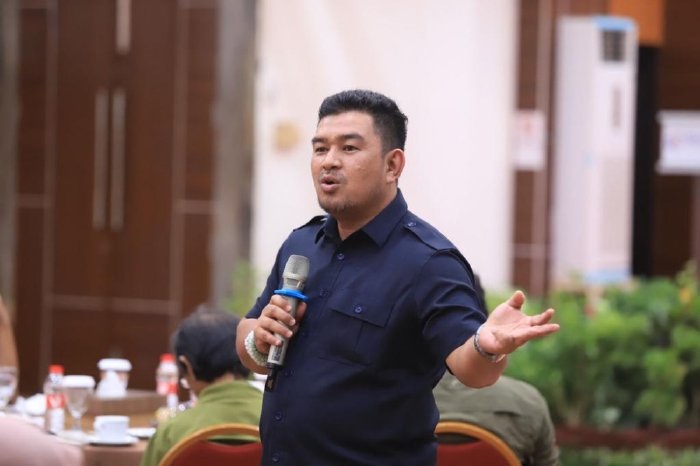 Kementerian Pendidikan, Kebudayaan, Riset, dan Teknologi Republik Indonesia gelar lokalatih swabela masyarakat adat Aceh mengusung tema “Penetapan, Hutan Adat Pemajuan Kebudayaan dan Pemetaan Partisipasi” di Hotel Hermes Palace Kota Banda Aceh, Senin (15/5/2023).  (Foto: Ist)
