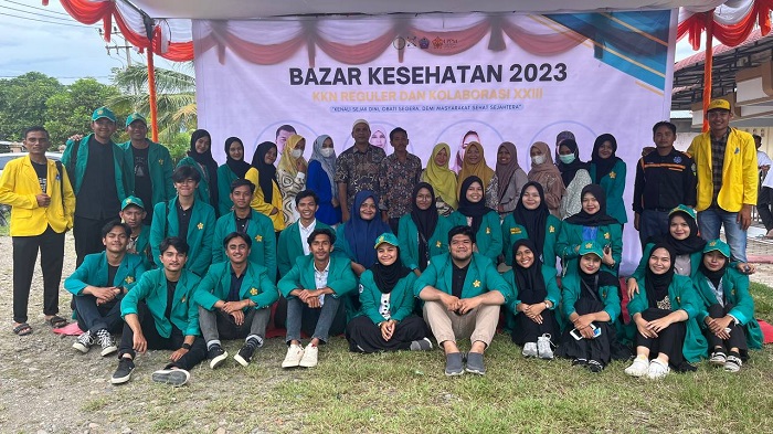 Mahasiswa Kuliah Kerja Nyata (KKN) Universitas Syiah Kuala (USK) Reguler mengadakan kegiatan Bazar Kesehatan yang berlangsung di Kabupaten Pidie Jaya pada Rabu (21/6/2023). (Foto: Ist)