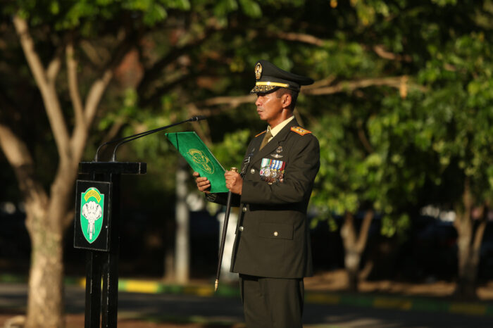 Panglima Komando Daerah Militer Iskandar Muda (Pangdam IM) Mayjen TNI Novi Helmy Prasetya, S.I.P, M.I.P, bertindak sebagai Inspektur Upacara.