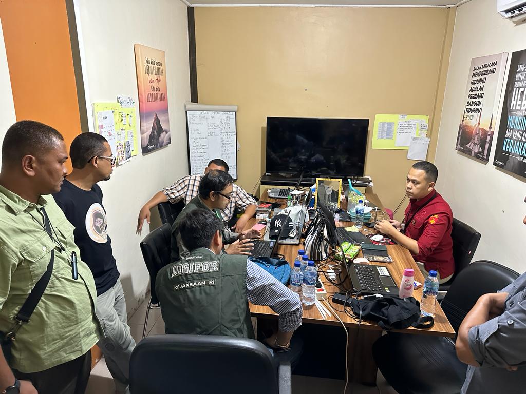 Jaksa Geledah Kantor PT KDI Terkait Kasus Korupsi SIMRS RSUD Tapak Tuan