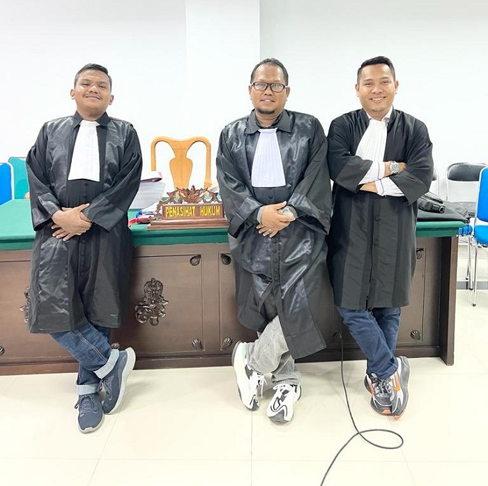 advokat Kasibun Daulay SH yang didampingi advokat Faisal Qasim SH.,MH dan Rahmat Fadli, SH.,MH. (Foto: Ist)