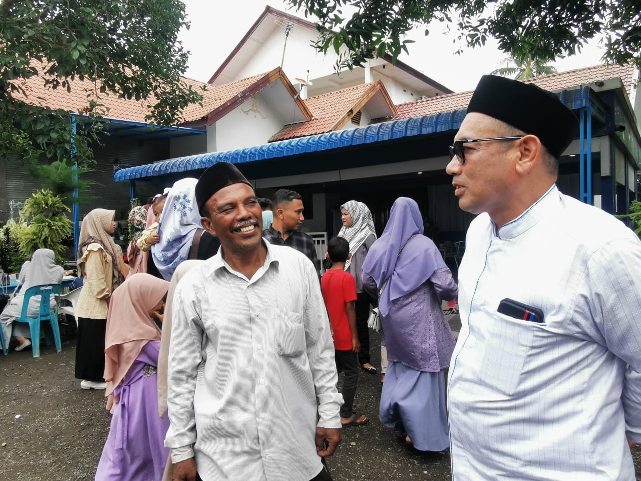 Open House Idul Adha, Kediaman Anggota DPRA HT. Ibrahim Dipadati Warga