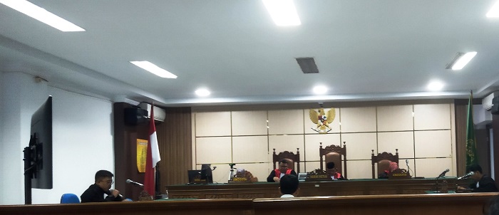 Sidang pembacaan tuntutan JPU terhadap terdakwa kasus tindak pidana korupsi BUMG Bahtera Maju Krueng Raya di Pengadilan Negeri/Tipikor/Phi Banda Aceh, Senin (31/7/2023). (Foto: Nukilan.id/Sammy)