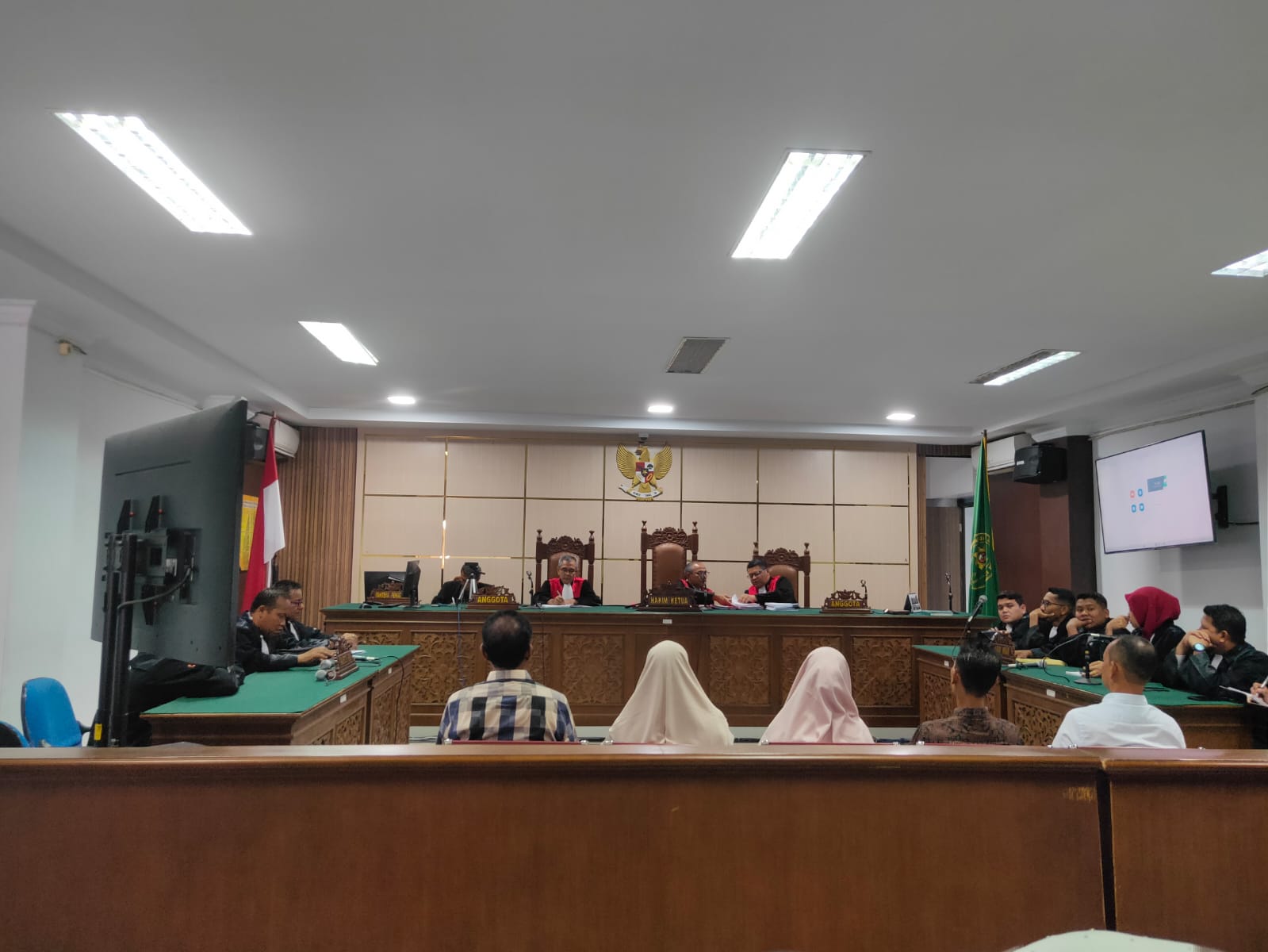 Sidang putusan sela kasus korupsi Monumen Samudera Pasai di Aceh Utara. (Foto: Nukilan/Reji)