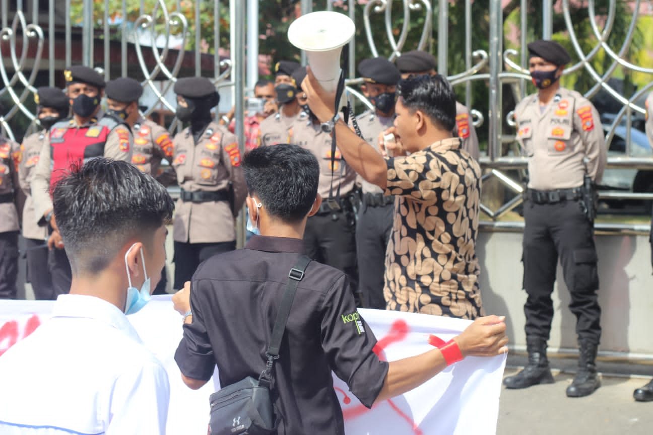 Mahasiswa Desak Kejati Aceh Segera Proses Hukum Pelaku Ijazah Palsu