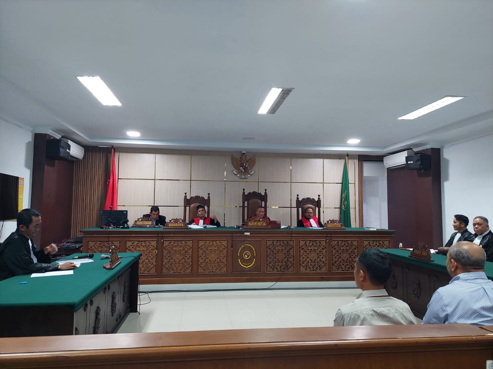 Sidang dakwaan korupsi APE di Pengadilan Negeri Banda Aceh. (Foto: Ist)
