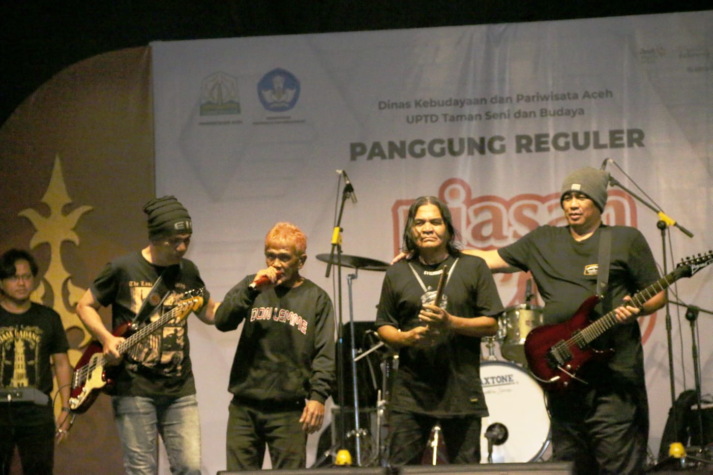 Tampil Prima, Band Cadas Metazone Awali Lagu Pesan Damai untuk Palestina