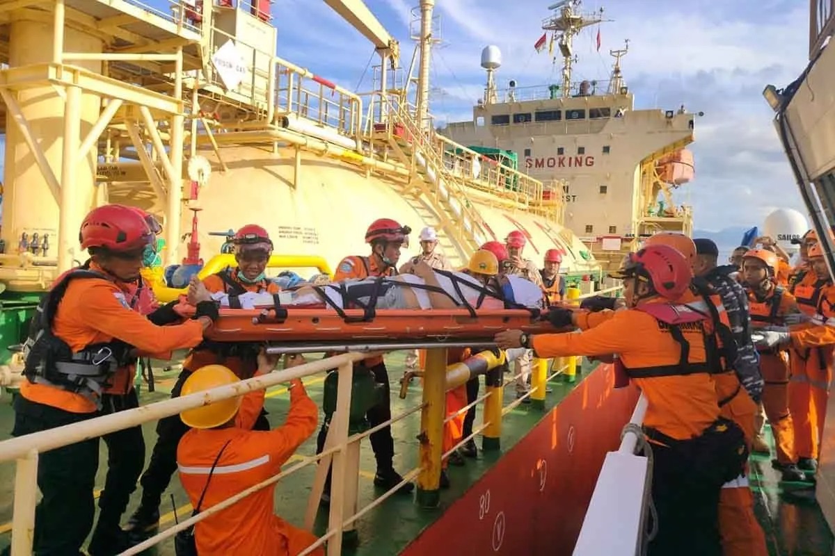 Alami Cedera, Tim SAR Banda Aceh Evakuasi ABK Kapal Tanker Berbendera Korea