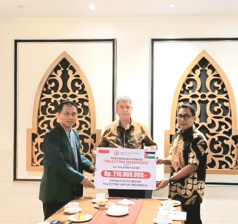 IDI Aceh Serahkan Donasi untuk Palestina