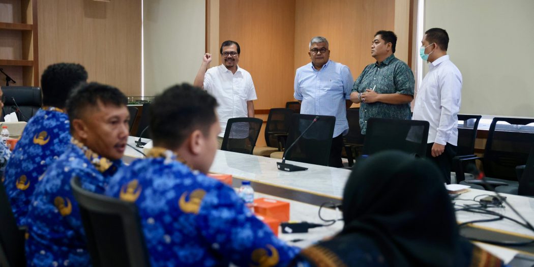 Sekda Aceh Tinjau Rakor Tim PB PON XXI 2024 di Kantor Gubernur Sumut
