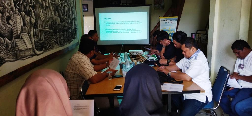 Konferensi pers tren peningkatan kasus korupsi tahun 2023 di kantor MaTA, Jumat (5/1/2024). (Foto: Nukilan/Sammy)