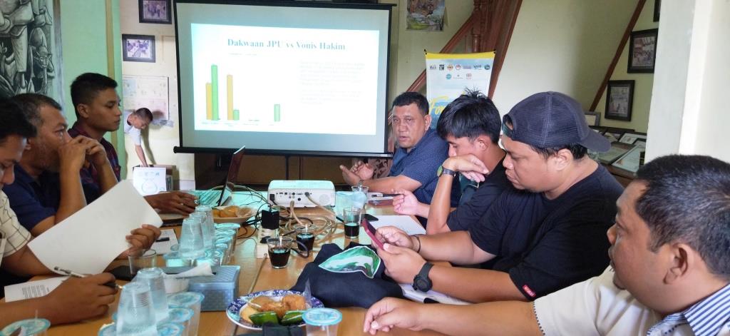 Konferensi pers tren peningkatan kasus korupsi tahun 2023 di kantor MaTA, Jumat (5/1/2024). (Foto: Nukilan/Sammy)