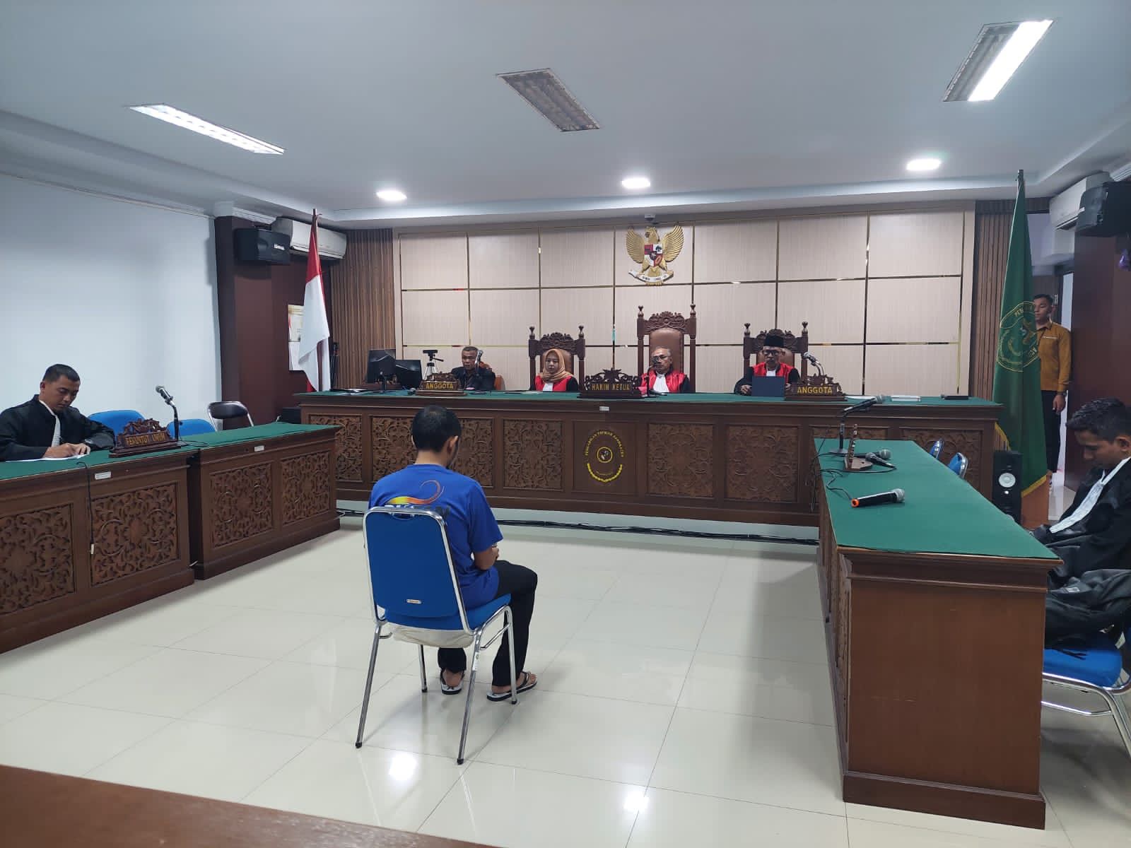 Terdakwa Musfi alias Abu Laot menjalani sidang putusan sela di Pengadilan Negeri Tipikor Banda Aceh, pada Rabu 17 September 2024. (Foto: Nukilan/Reji)