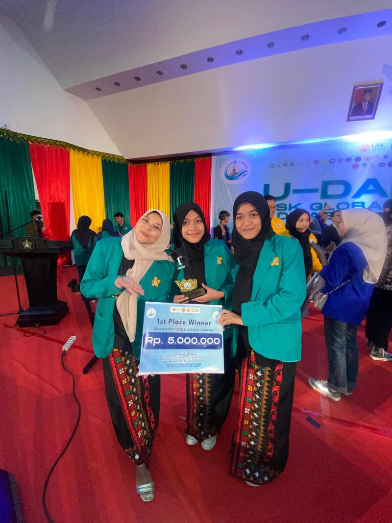 Juara 1 Lomba Tingkat Internasional U-Dare 24-25 November 2023 Kategori Disaster Media Education. (Foto: For Nukilan)
