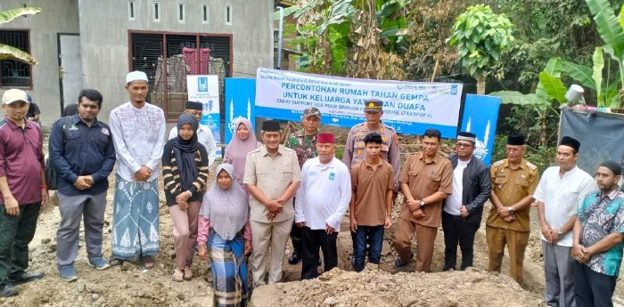 Peresmian rumah layak huni tahan gempa untuk warga dhuafa, di Gampong Matang Kumbang, Kecamatan Baktiya, Aceh Utara, Selasa 27 Februari 2024. (Foto: MC Aceh)