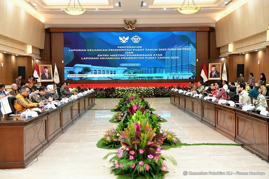 Menteri Keuangan Sampaikan Laporan Keuangan Pemerintah Pusat 2023 Kepada BPK. (Foto: kemenkeu.go.id)