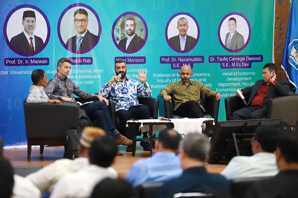 Bank Dunia menggelar kegiatan diskusi yang membahas prospek ekonomi Indonesia di USK. (Foto: usk.ac.id)