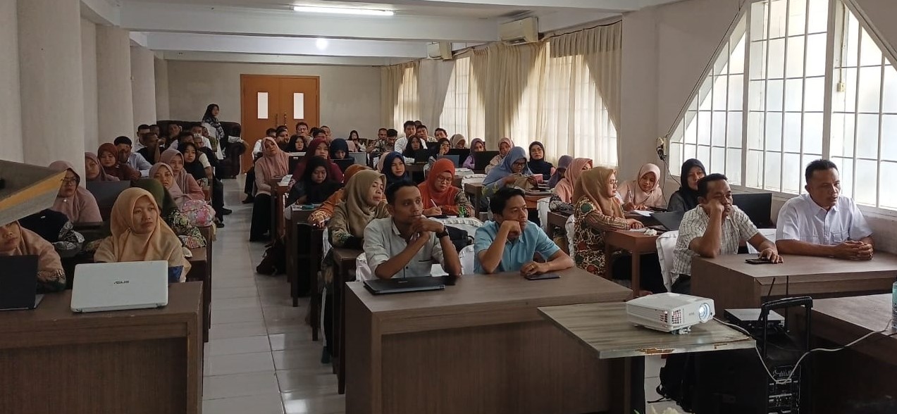 Peserta Pelatihan Bendahara BOS Tingkat SMP se Aceh Selatan. (Foto: Disdikbud Aceh Selatan)