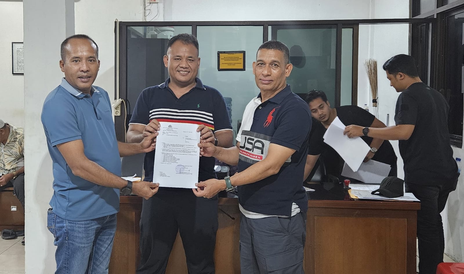 Penyidik Polda Aceh ambil alih kasus kasus pengrusakan barang dan fasilitas kantor KONI Kabupaten Aceh Timur. (Foto: Dok. Polda Aceh)