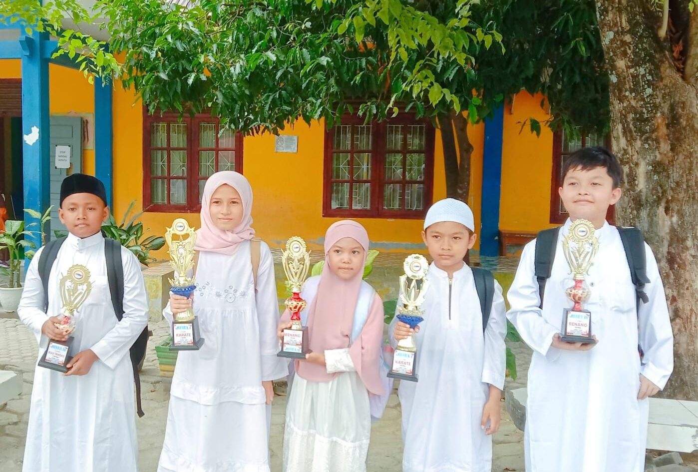 Siswa-siswi SDIT Nurul Fikri Aceh raih 5 Juara O2SN Gugus Lampeumeurut. (Foto: Nukilan)