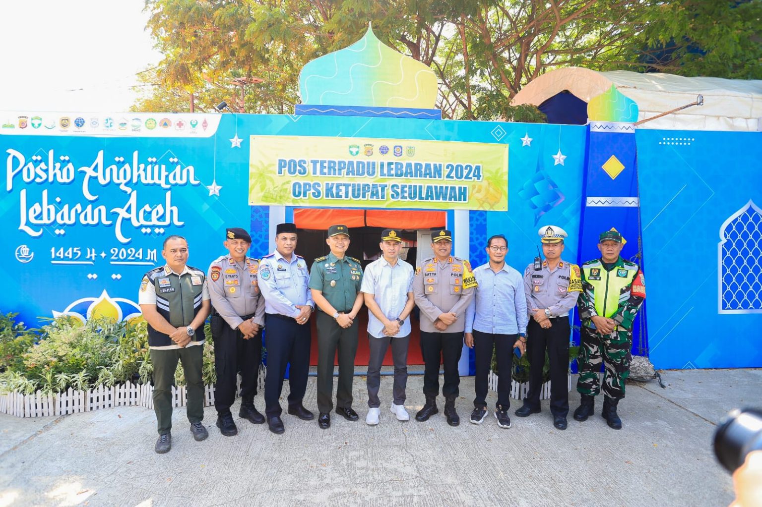 Pj, Sekda Kota Banda Aceh, Wahyudi meninjau Pos Angkutan Lebaran. (Foto: bandaacehkota.go.id)
