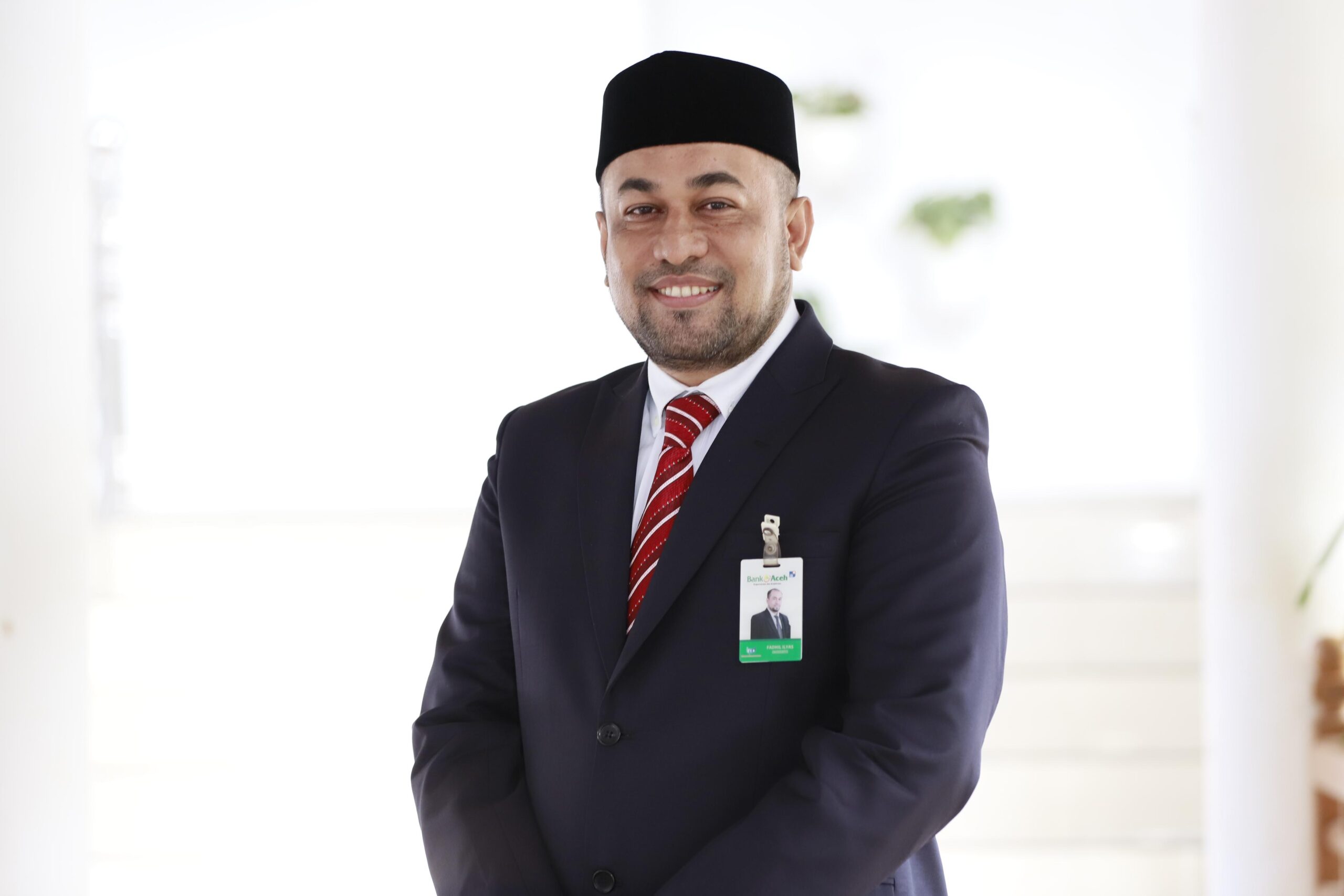 Fadhil Ilyas, Dirut Bank Aceh Syariah. (Foto: Dok. Pribadi)