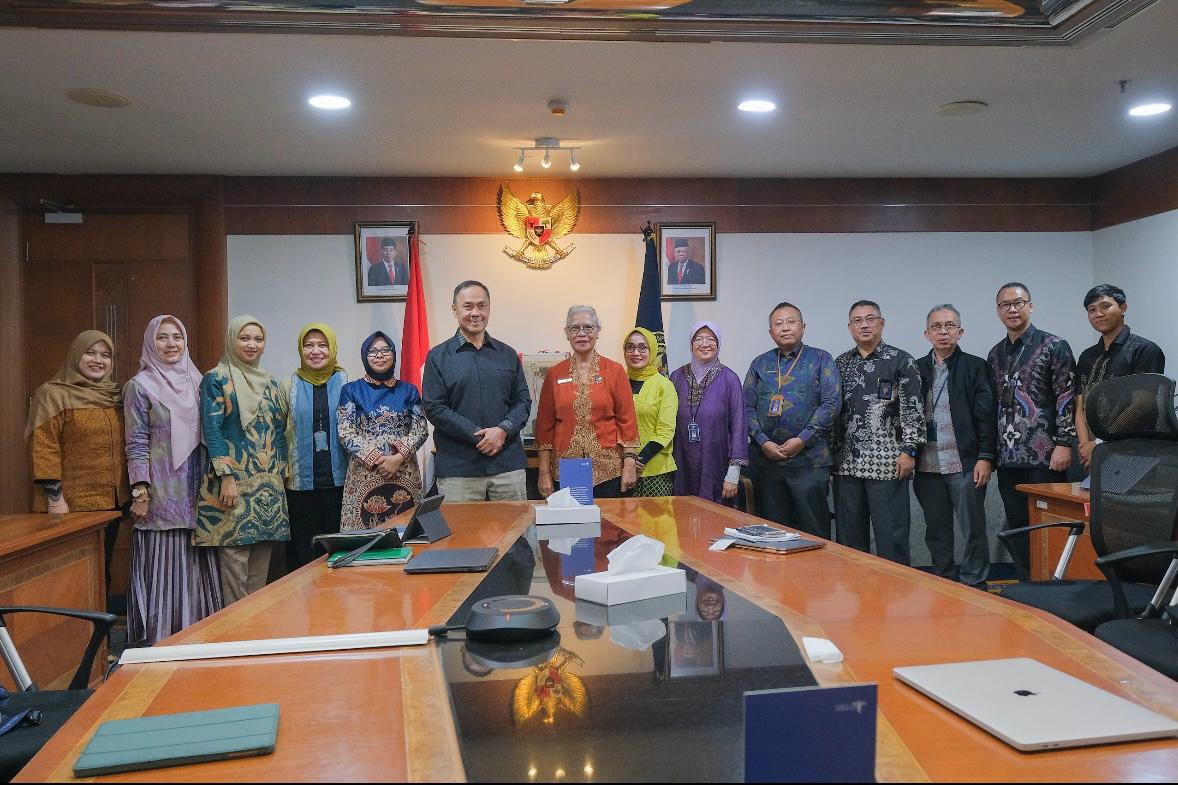 Kemenparekraf dan ACT Consultant Susun Langkah Konkret Penguatan Budaya Kerja ASN Aparatur Sipil Negara Sesmenparekraf Sekretaris Kemenparekraf Ni Wayan Giri Adnyani. (Foto: kemenparekraf.go.id)