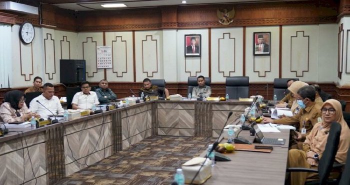 Komisi V Dewan Perwakilan Rakyat (DPR) Aceh menggelar rapat kerja dengan RSUDZA. (Foto: Humas Aceh)
