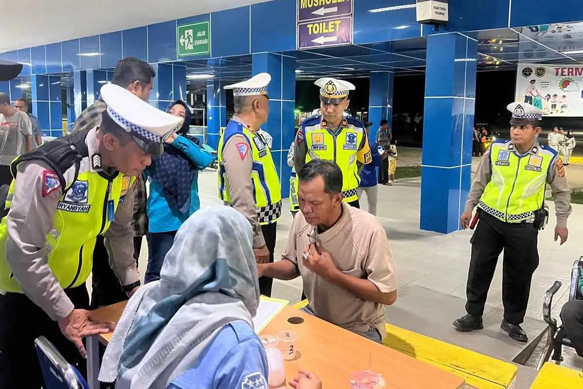 Ditlantas Aceh Intensifkan Tes Narkotika Terhadap Sopir Angkutan Umum. (Foto: Ditlantas Aceh)