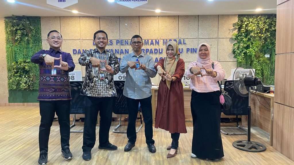 MPP Banda Aceh Layani Pembayaran PBB dengan QRIS. (Foto: RRI)