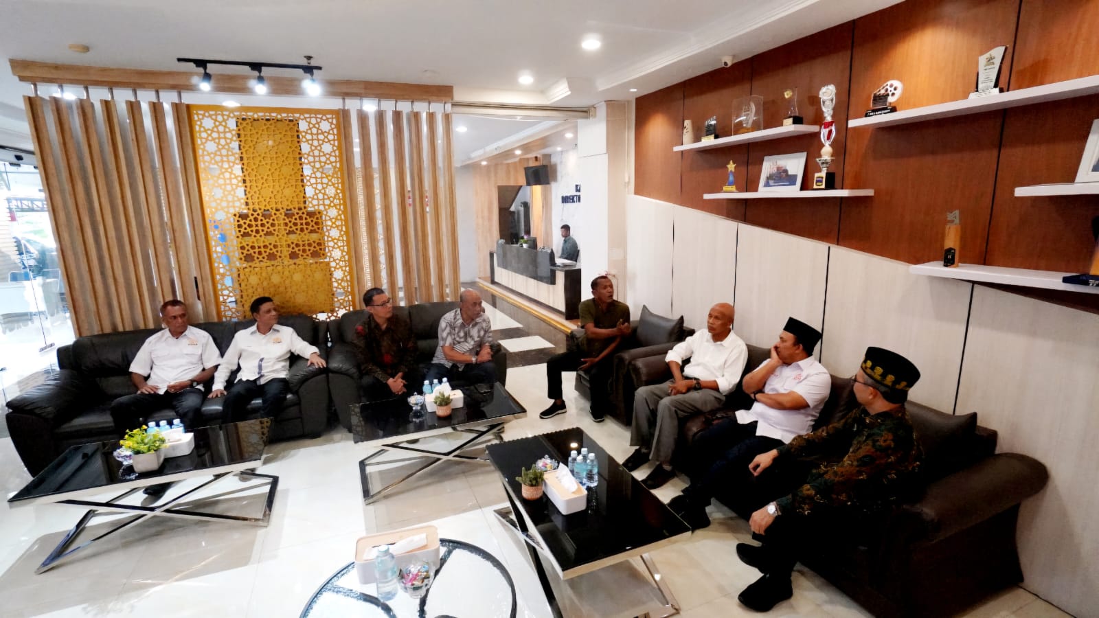 Kadin Aceh Audiensi dengan Kanwil DJP Aceh. (Foto: For Nukilan)