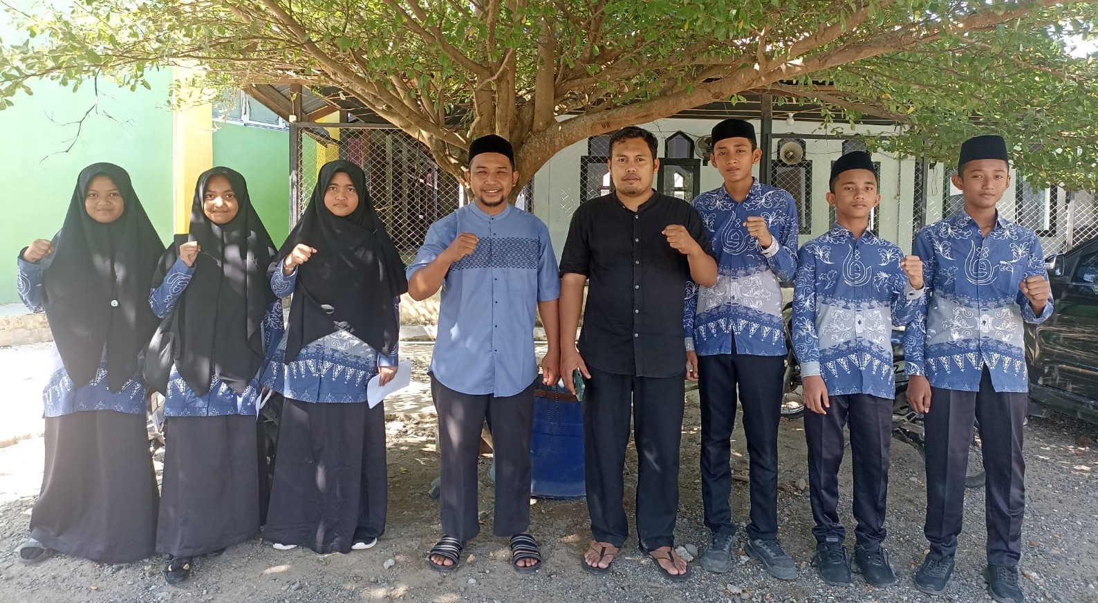 Enam Santri Dayah Ruhul Qurani Raih Prestasi Gemilang di Kompetisi Sains Madrasah Aceh Barat. (Foto: Kankemenag Aceh Barat)