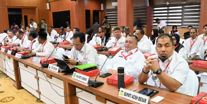 Pj Bupati Aceh Besar Hadiri Rakor Penguatan Pemerintahan Gampong se-Aceh. (Foto: Humas Abes)