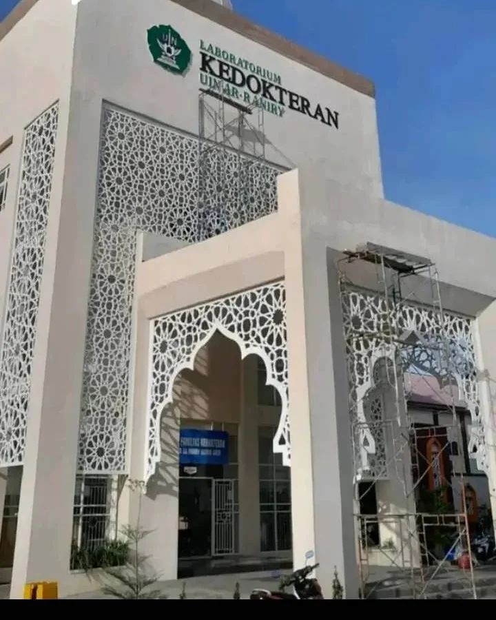 Potret Gedung Fakultas Kedokteran UIN Ar-Raniry. (Foto: Nukilan)